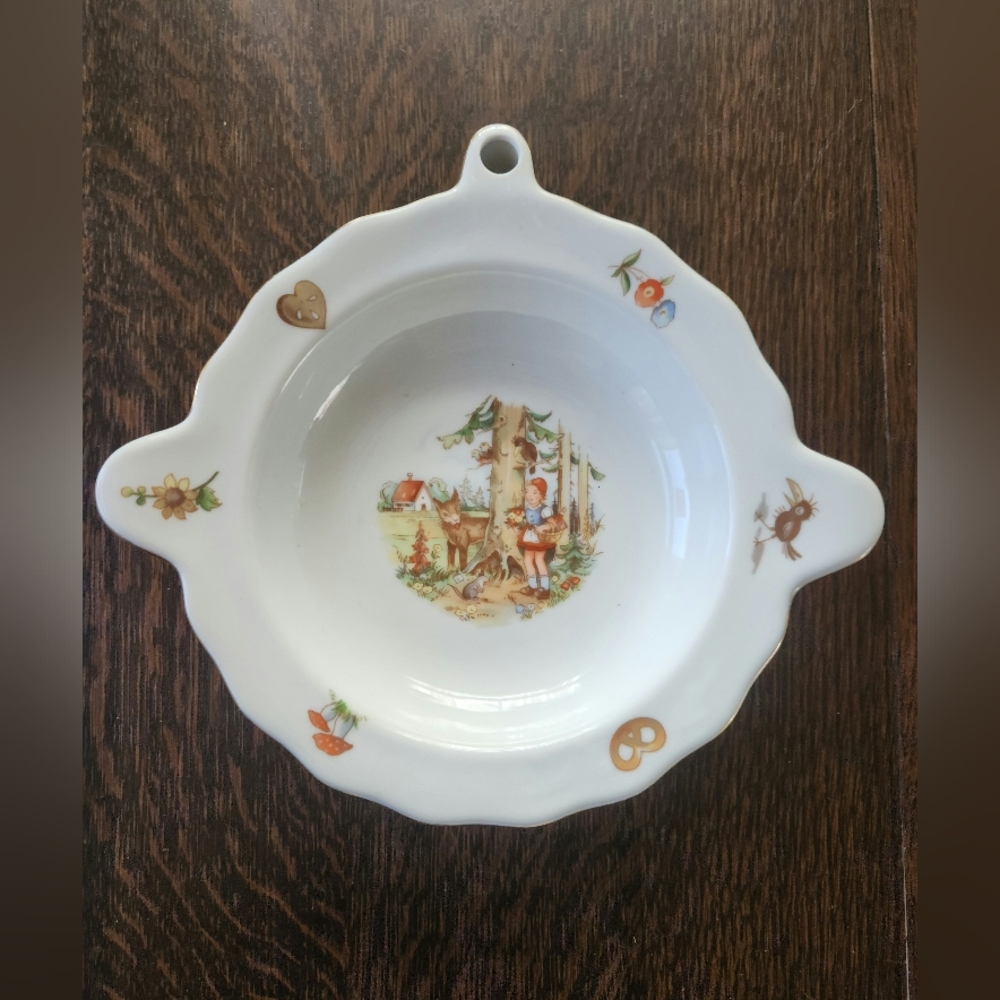 Antique Vintage ⚘️ Little Red Riding Hood Baby Warming Dish EUC $32